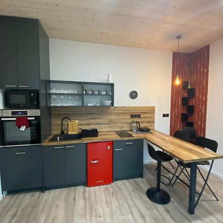 Apartament Tiny House Pardubice Zewnętrze zdjęcie