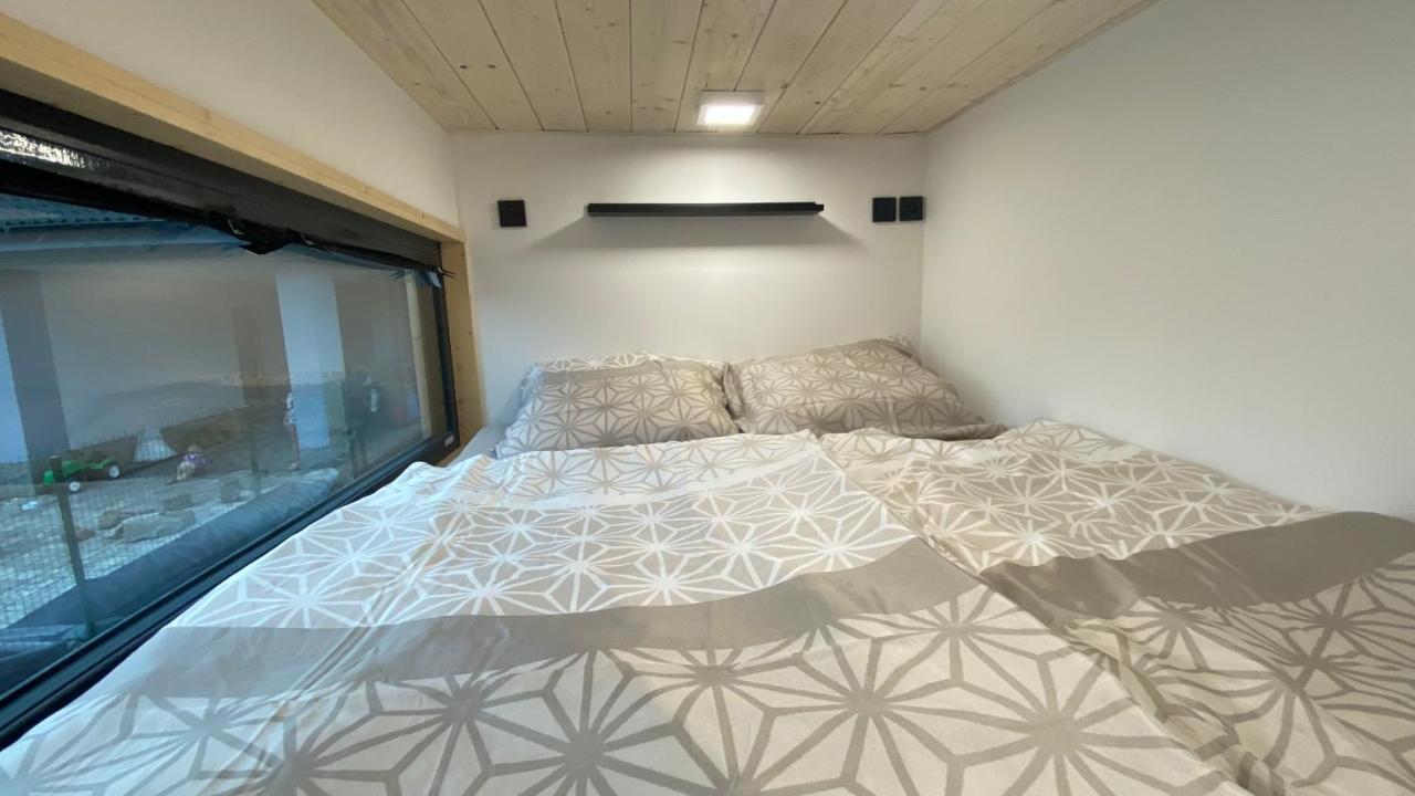 Apartament Tiny House Pardubice Zewnętrze zdjęcie
